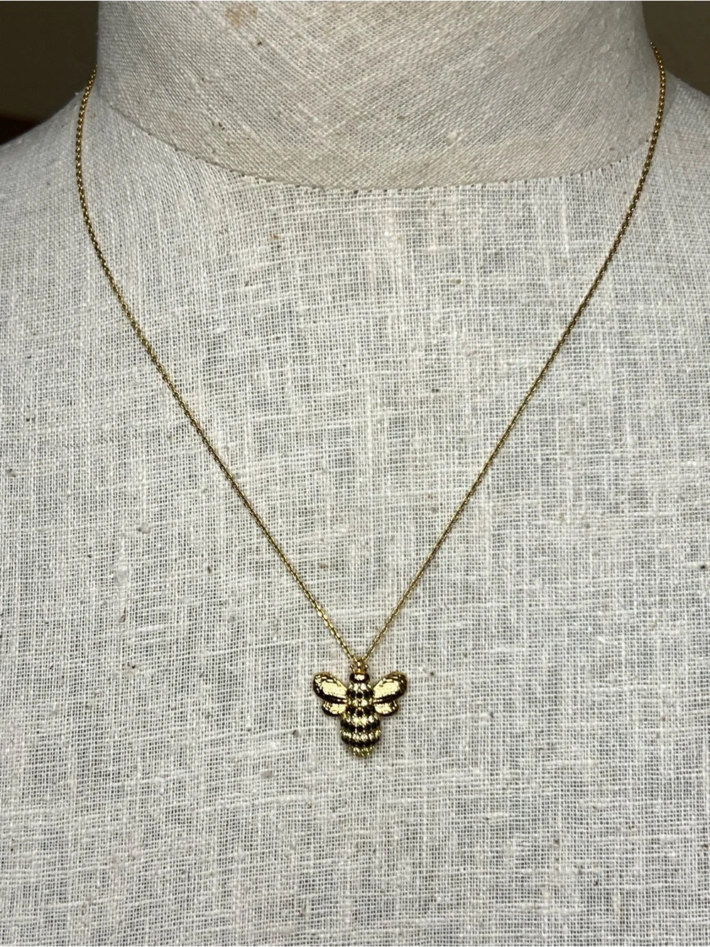 Kate Spade New York Bumblebee Pendant Necklace Gold Tone Pave Bee Charm